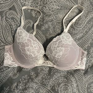 Elegant Lace Women's Bra - Cream
